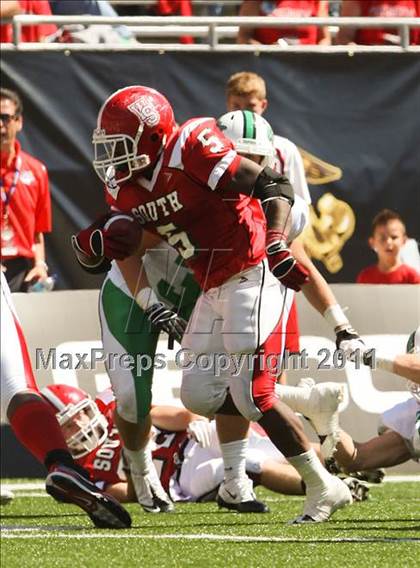 Thumbnail 2 in Dublin Coffman vs. Westerville South (Kirk Herbstreit National Kickoff Classic) photogallery.