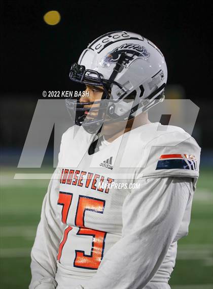 Thumbnail 1 in Roosevelt @ Camarillo photogallery.