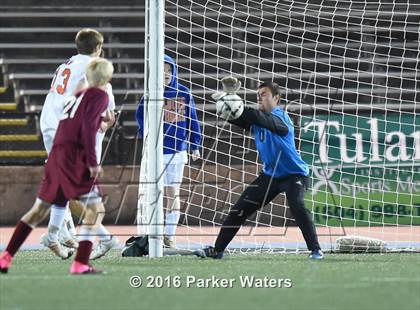Thumbnail 1 in St. Louis Catholic vs. E.D. White (LHSAA D3 Final) photogallery.