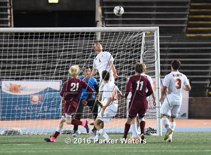 Thumbnail 1 in St. Louis Catholic vs. E.D. White (LHSAA D3 Final) photogallery.
