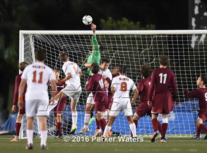 Thumbnail 2 in St. Louis Catholic vs. E.D. White (LHSAA D3 Final) photogallery.