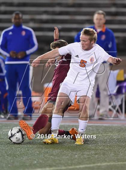 Thumbnail 3 in St. Louis Catholic vs. E.D. White (LHSAA D3 Final) photogallery.