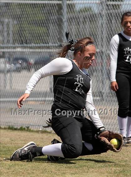 Thumbnail 2 in LACES vs. Vaughn (CIF LACS Small Schools Final) photogallery.