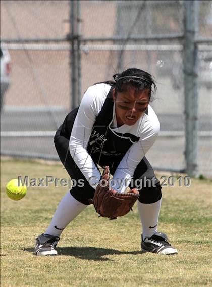 Thumbnail 2 in LACES vs. Vaughn (CIF LACS Small Schools Final) photogallery.