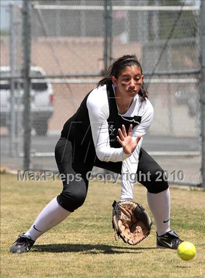 Thumbnail 2 in LACES vs. Vaughn (CIF LACS Small Schools Final) photogallery.