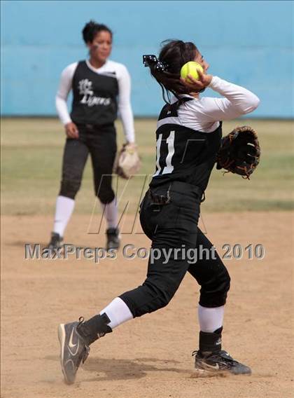 Thumbnail 2 in LACES vs. Vaughn (CIF LACS Small Schools Final) photogallery.