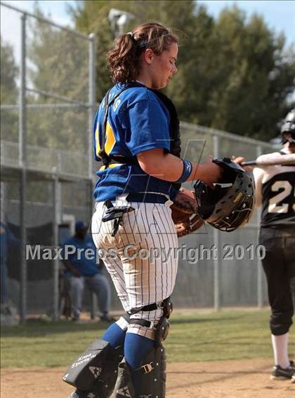 Thumbnail 2 in LACES vs. Vaughn (CIF LACS Small Schools Final) photogallery.