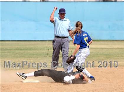 Thumbnail 1 in LACES vs. Vaughn (CIF LACS Small Schools Final) photogallery.