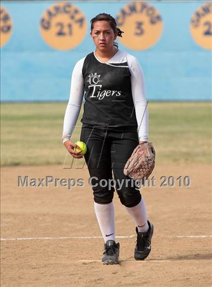 Thumbnail 1 in LACES vs. Vaughn (CIF LACS Small Schools Final) photogallery.