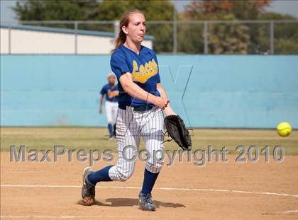 Thumbnail 2 in LACES vs. Vaughn (CIF LACS Small Schools Final) photogallery.