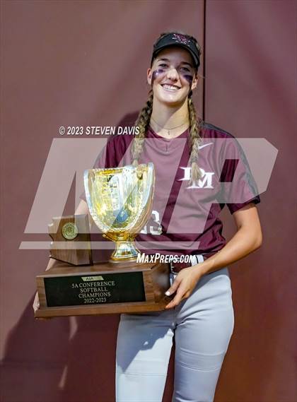 Thumbnail 1 in Desert Mountain @ Willow Canyon (AIA 5A Final Awards) photogallery.