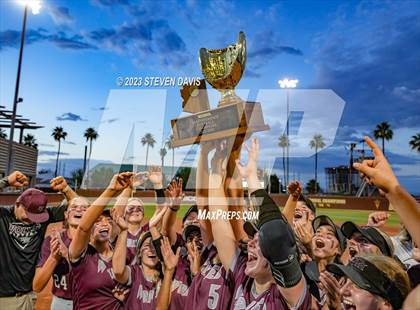 Thumbnail 1 in Desert Mountain @ Willow Canyon (AIA 5A Final Awards) photogallery.
