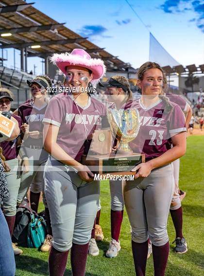 Thumbnail 2 in Desert Mountain @ Willow Canyon (AIA 5A Final Awards) photogallery.