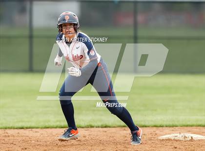 Thumbnail 3 in Maine South vs. Oak Park-River Forest (IHSA 4A Sectional Semifinal) photogallery.