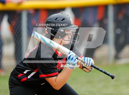 Thumbnail 1 in Maine South vs. Oak Park-River Forest (IHSA 4A Sectional Semifinal) photogallery.