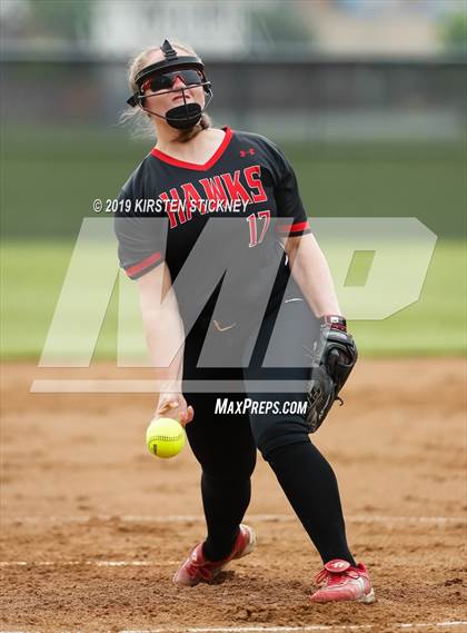 Thumbnail 2 in Maine South vs. Oak Park-River Forest (IHSA 4A Sectional Semifinal) photogallery.