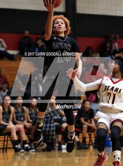 Thumbnail 3 in New Bern vs Havelock (Craven County Christmas Tournament) photogallery.