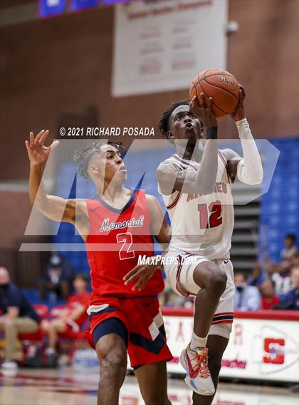 Thumbnail 2 in San Joaquin Memorial @ Sanger photogallery.