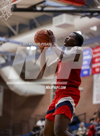 Thumbnail 3 in San Joaquin Memorial @ Sanger photogallery.