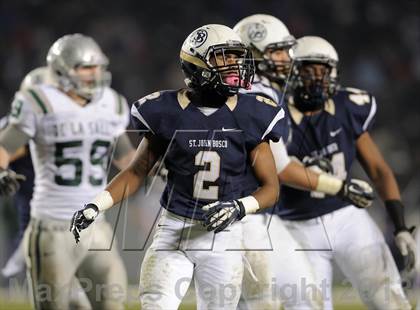 Thumbnail 2 in De La Salle vs. St. John Bosco (CIF State Open Division Final) photogallery.