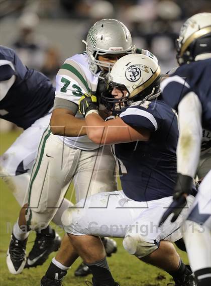 Thumbnail 3 in De La Salle vs. St. John Bosco (CIF State Open Division Final) photogallery.