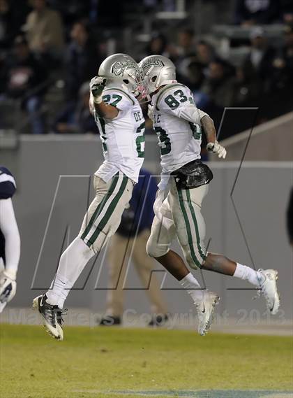Thumbnail 2 in De La Salle vs. St. John Bosco (CIF State Open Division Final) photogallery.