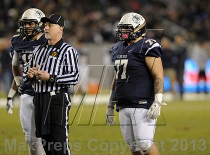 Thumbnail 3 in De La Salle vs. St. John Bosco (CIF State Open Division Final) photogallery.