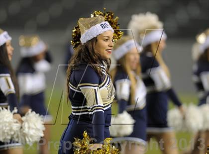 Thumbnail 1 in De La Salle vs. St. John Bosco (CIF State Open Division Final) photogallery.