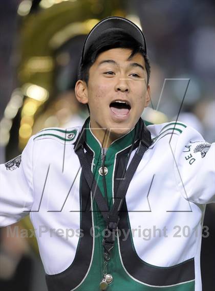 Thumbnail 3 in De La Salle vs. St. John Bosco (CIF State Open Division Final) photogallery.