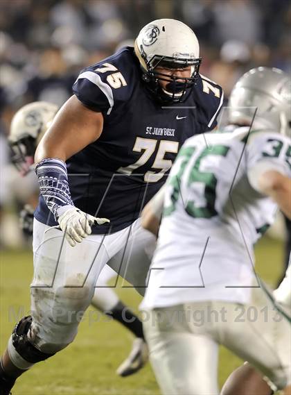 Thumbnail 3 in De La Salle vs. St. John Bosco (CIF State Open Division Final) photogallery.