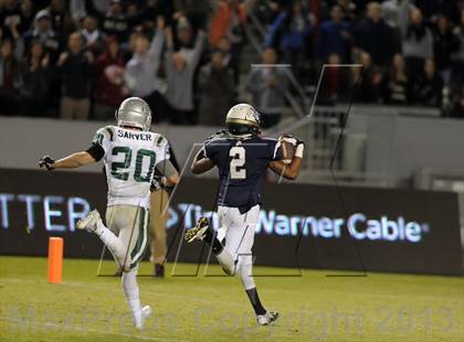 Thumbnail 1 in De La Salle vs. St. John Bosco (CIF State Open Division Final) photogallery.
