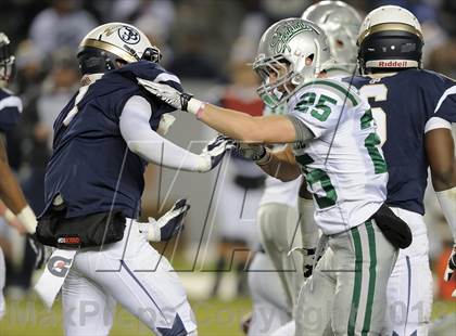 Thumbnail 3 in De La Salle vs. St. John Bosco (CIF State Open Division Final) photogallery.
