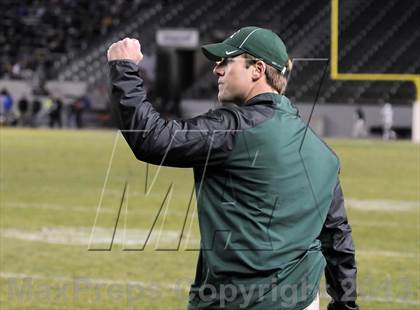 Thumbnail 2 in De La Salle vs. St. John Bosco (CIF State Open Division Final) photogallery.