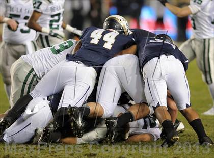 Thumbnail 2 in De La Salle vs. St. John Bosco (CIF State Open Division Final) photogallery.