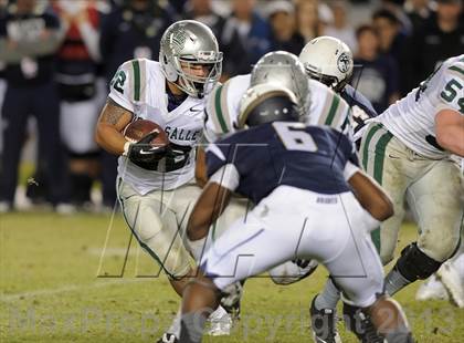 Thumbnail 3 in De La Salle vs. St. John Bosco (CIF State Open Division Final) photogallery.