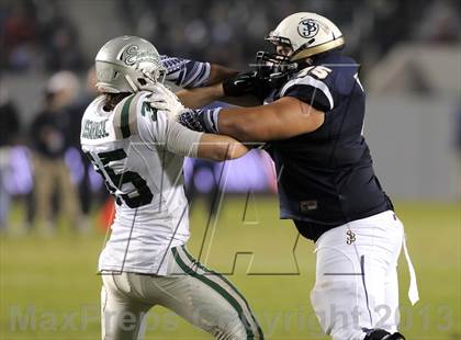 Thumbnail 2 in De La Salle vs. St. John Bosco (CIF State Open Division Final) photogallery.