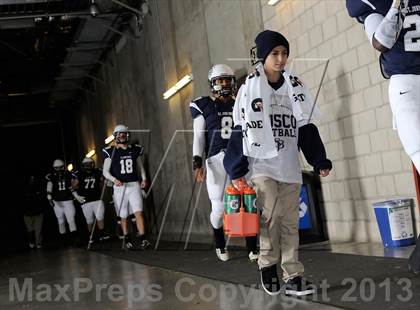 Thumbnail 2 in De La Salle vs. St. John Bosco (CIF State Open Division Final) photogallery.