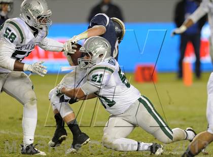 Thumbnail 3 in De La Salle vs. St. John Bosco (CIF State Open Division Final) photogallery.