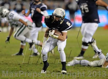 Thumbnail 3 in De La Salle vs. St. John Bosco (CIF State Open Division Final) photogallery.