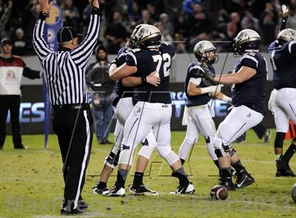 Thumbnail 1 in De La Salle vs. St. John Bosco (CIF State Open Division Final) photogallery.