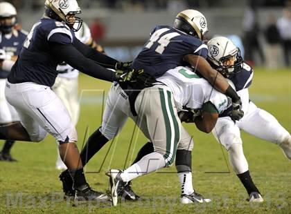 Thumbnail 3 in De La Salle vs. St. John Bosco (CIF State Open Division Final) photogallery.