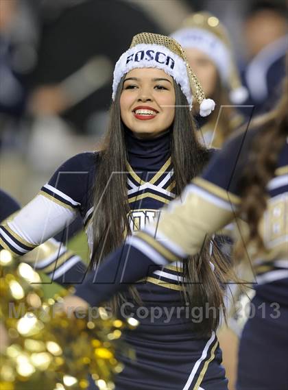 Thumbnail 2 in De La Salle vs. St. John Bosco (CIF State Open Division Final) photogallery.