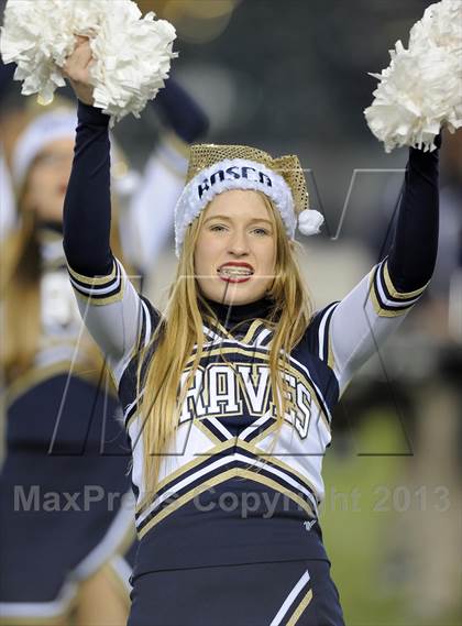 Thumbnail 2 in De La Salle vs. St. John Bosco (CIF State Open Division Final) photogallery.