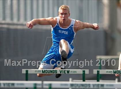 Thumbnail 2 in True Team Section 6AAA (Boys and Girls 100m Hurdles) photogallery.
