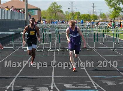 Thumbnail 2 in True Team Section 6AAA (Boys and Girls 100m Hurdles) photogallery.