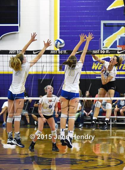 Thumbnail 3 in Assumption vs Santa Margarita (Durango Fall Classic) photogallery.