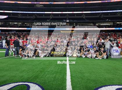 Thumbnail 2 in Shiner @ Muenster (UIL 2A Division II Football Final Medal Ceremony) photogallery.