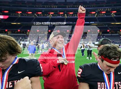 Thumbnail 3 in Shiner @ Muenster (UIL 2A Division II Football Final Medal Ceremony) photogallery.