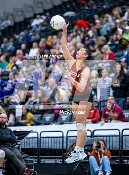 Thumbnail 2 in Mountain View vs. Woods Cross (UHSAA 5A Second Round) photogallery.
