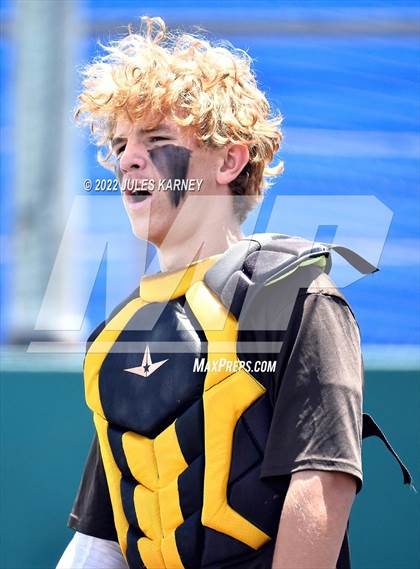 Thumbnail 3 in Bonanza vs Sierra Vista (NIAA 4A State Playoffs) photogallery.